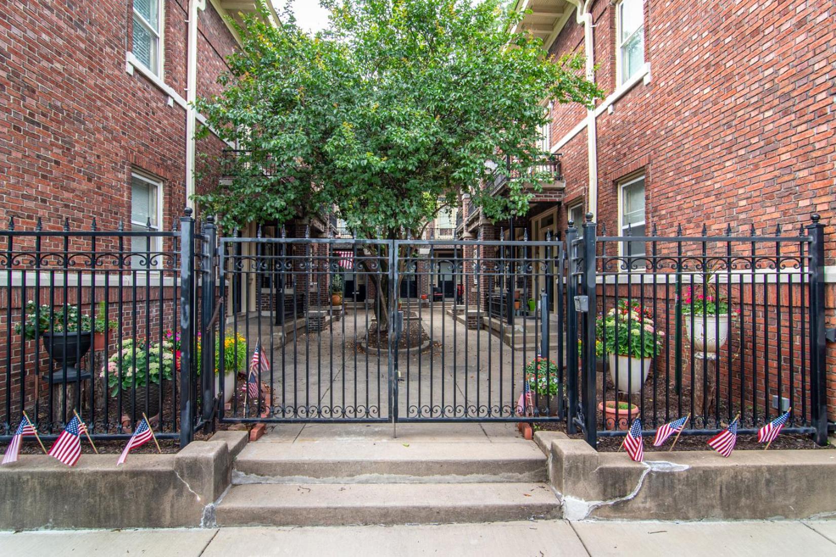 Charming New Orleans-Style Apartment With Gated Courtyard! Little Rock Esterno foto